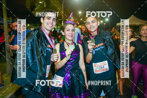 Buy your photos of the eventHalloween Run on Fotop