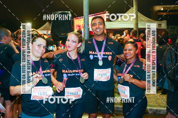 Buy your photos of the eventHalloween Run on Fotop