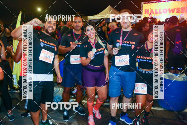 Buy your photos of the eventHalloween Run on Fotop