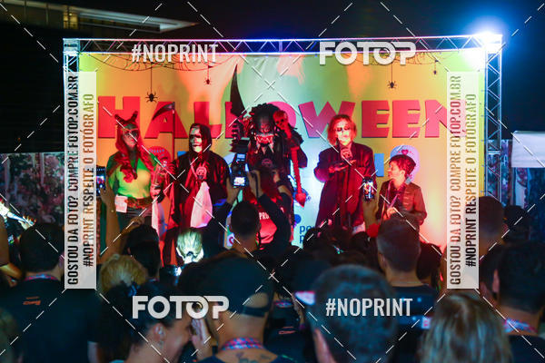 Buy your photos of the eventHalloween Run on Fotop