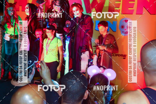 Buy your photos of the eventHalloween Run on Fotop