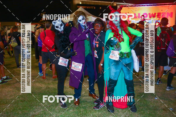 Buy your photos of the eventHalloween Run on Fotop