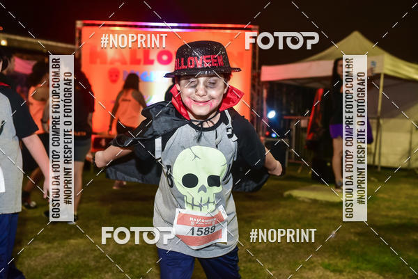 Buy your photos of the eventHalloween Run on Fotop