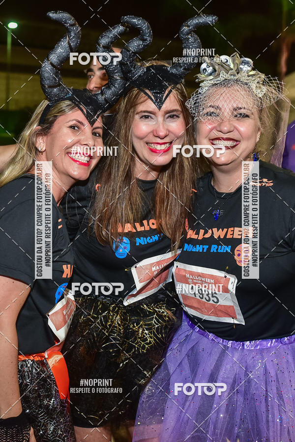 Buy your photos of the eventHalloween Run on Fotop