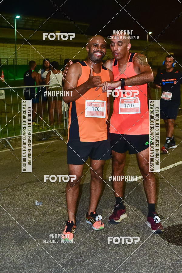 Buy your photos of the eventHalloween Run on Fotop