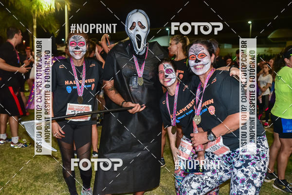 Buy your photos of the eventHalloween Run on Fotop