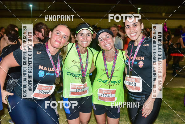 Buy your photos of the eventHalloween Run on Fotop