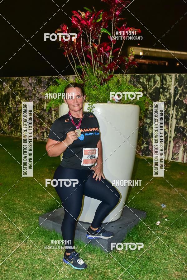 Buy your photos of the eventHalloween Run on Fotop