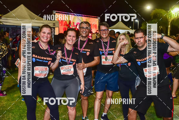 Buy your photos of the eventHalloween Run on Fotop