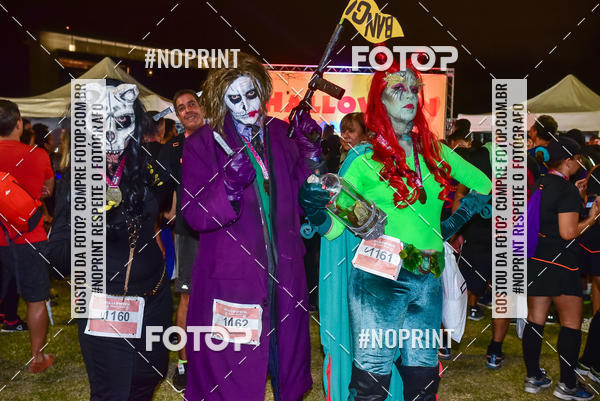 Buy your photos of the eventHalloween Run on Fotop
