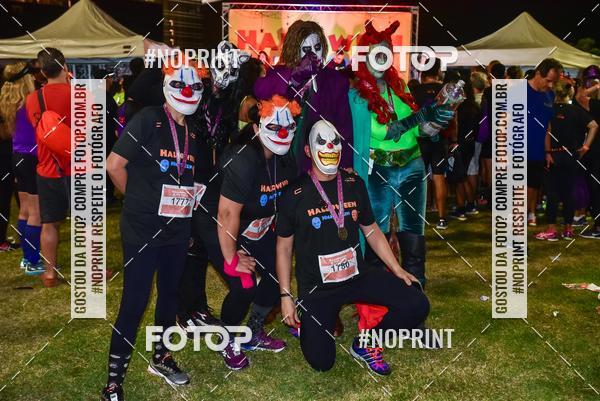 Buy your photos of the eventHalloween Run on Fotop