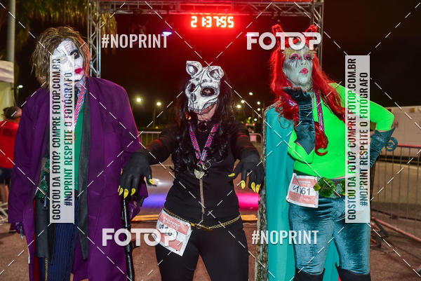 Buy your photos of the eventHalloween Run on Fotop
