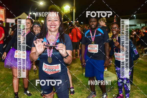 Buy your photos of the eventHalloween Run on Fotop