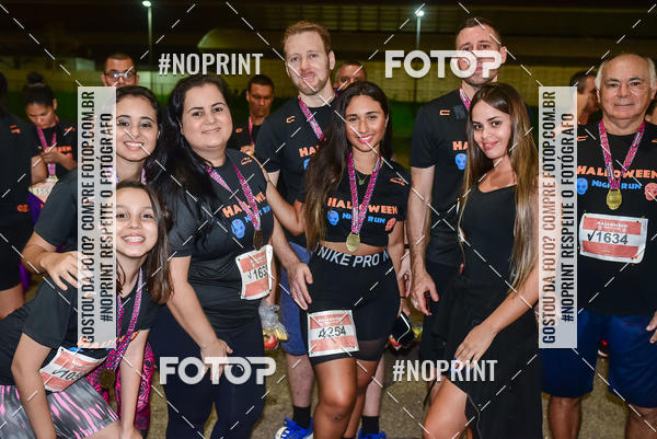 Buy your photos of the eventHalloween Run on Fotop