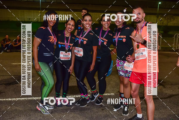 Buy your photos of the eventHalloween Run on Fotop
