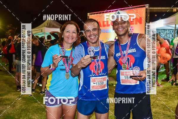 Buy your photos of the eventHalloween Run on Fotop
