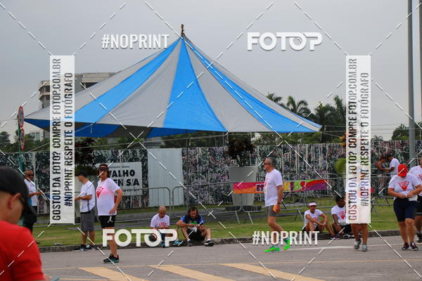 Buy your photos of the eventCorre Noel on Fotop