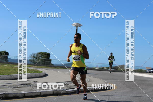 Buy your photos of the eventMEIA MARATONA DE CABO FRIO 2019 on Fotop