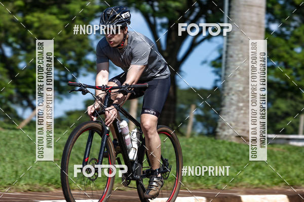 Buy your photos of the eventTRIATHLON SERIES 750/20/5 CAMPUS USP PIRASSUNUNGA on Fotop