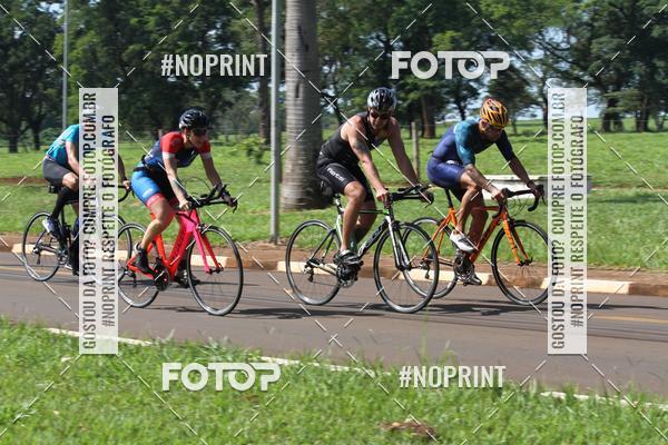 Buy your photos of the eventTRIATHLON SERIES 750/20/5 CAMPUS USP PIRASSUNUNGA on Fotop