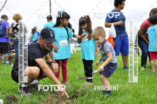 Buy your photos of the eventMeia Maratona de Niter�i- Kids Run on Fotop