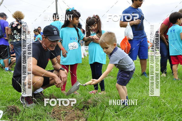 Buy your photos of the eventMeia Maratona de Niter�i- Kids Run on Fotop
