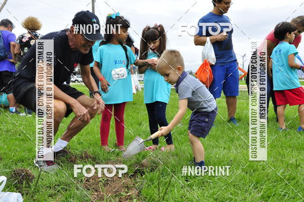 Buy your photos of the eventMeia Maratona de Niter�i- Kids Run on Fotop