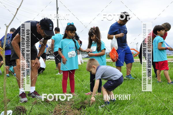 Buy your photos of the eventMeia Maratona de Niter�i- Kids Run on Fotop