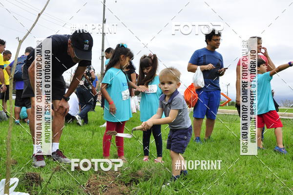 Buy your photos of the eventMeia Maratona de Niter�i- Kids Run on Fotop