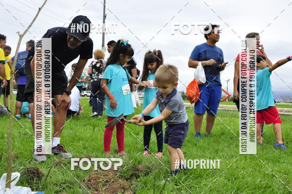 Buy your photos of the eventMeia Maratona de Niter�i- Kids Run on Fotop
