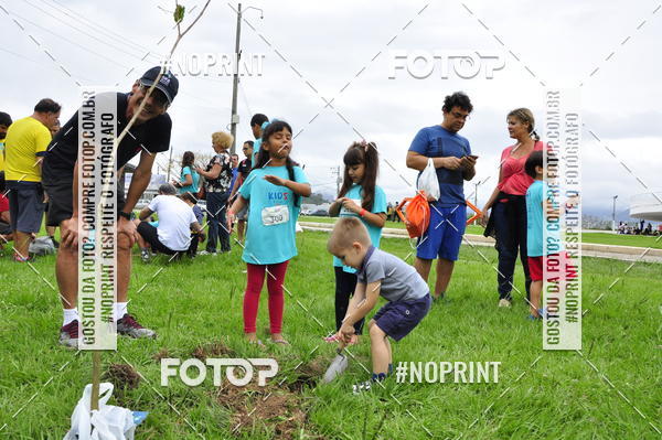 Buy your photos of the eventMeia Maratona de Niter�i- Kids Run on Fotop