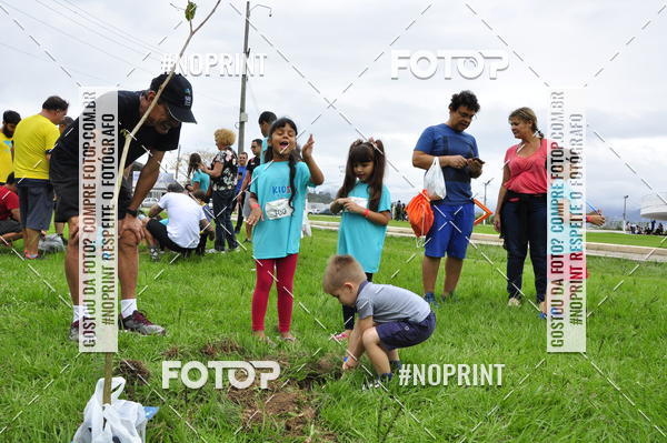 Buy your photos of the eventMeia Maratona de Niter�i- Kids Run on Fotop