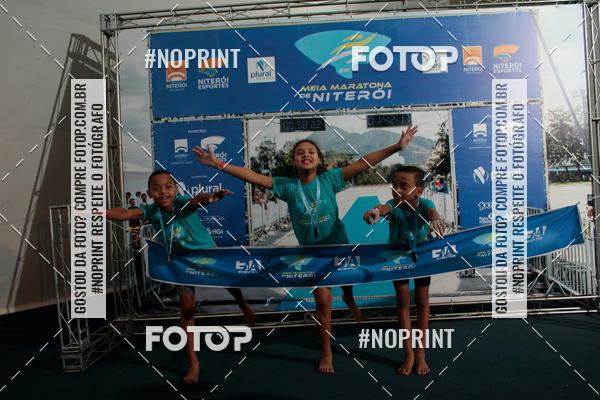 Buy your photos of the eventMeia Maratona de Niter�i- Kids Run on Fotop