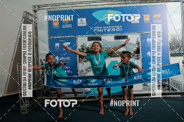 Buy your photos of the eventMeia Maratona de Niter�i- Kids Run on Fotop