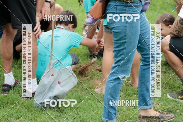 Buy your photos of the eventMeia Maratona de Niter�i- Kids Run on Fotop