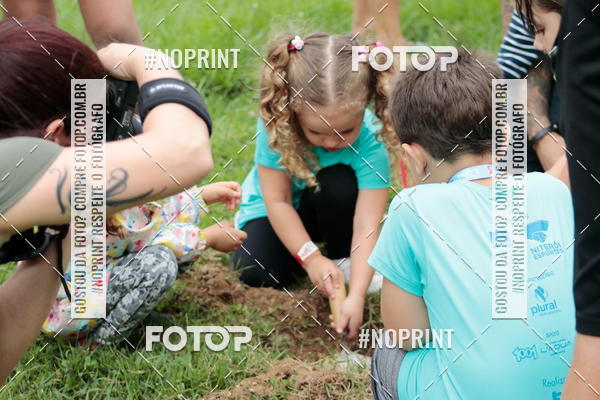 Buy your photos of the eventMeia Maratona de Niter�i- Kids Run on Fotop