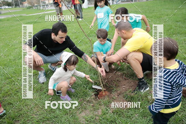 Buy your photos of the eventMeia Maratona de Niter�i- Kids Run on Fotop