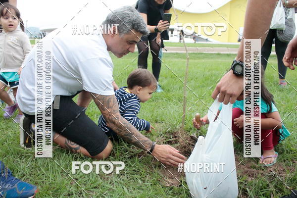 Buy your photos of the eventMeia Maratona de Niter�i- Kids Run on Fotop