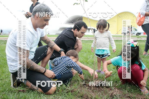 Buy your photos of the eventMeia Maratona de Niter�i- Kids Run on Fotop