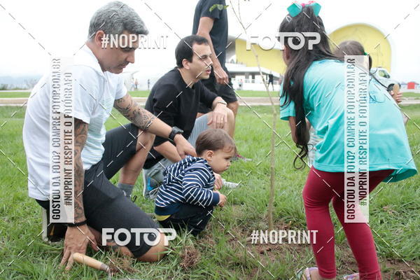 Buy your photos of the eventMeia Maratona de Niter�i- Kids Run on Fotop