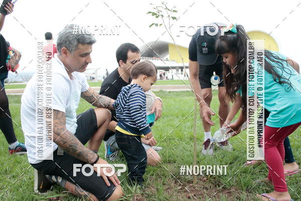 Buy your photos of the eventMeia Maratona de Niter�i- Kids Run on Fotop