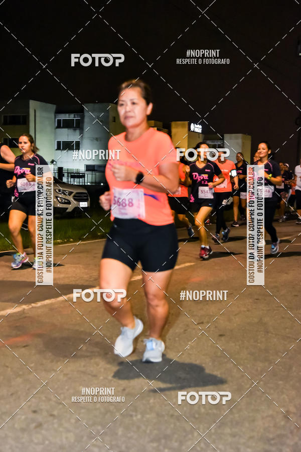Buy your photos of the event3 CORRIDA DIVAS RUNNERS NIGHT EDITION on Fotop