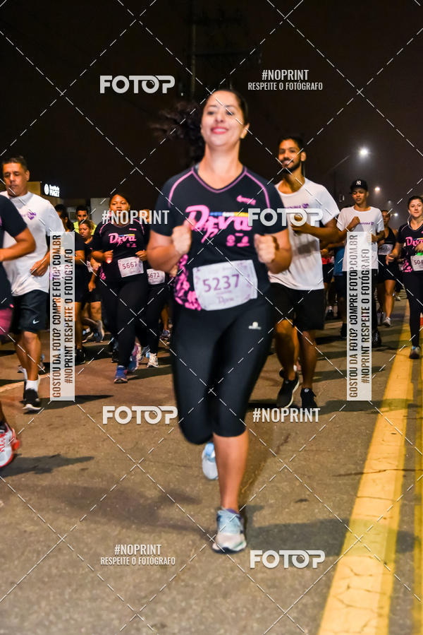 Buy your photos of the event3 CORRIDA DIVAS RUNNERS NIGHT EDITION on Fotop
