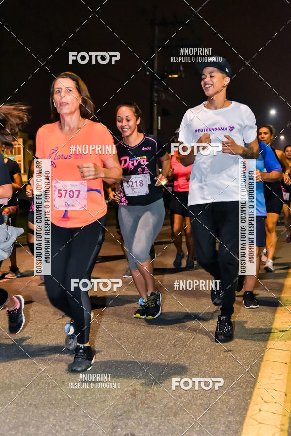 Buy your photos of the event3 CORRIDA DIVAS RUNNERS NIGHT EDITION on Fotop