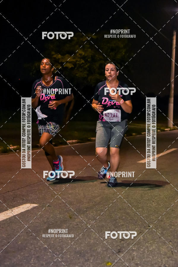 Buy your photos of the event3 CORRIDA DIVAS RUNNERS NIGHT EDITION on Fotop