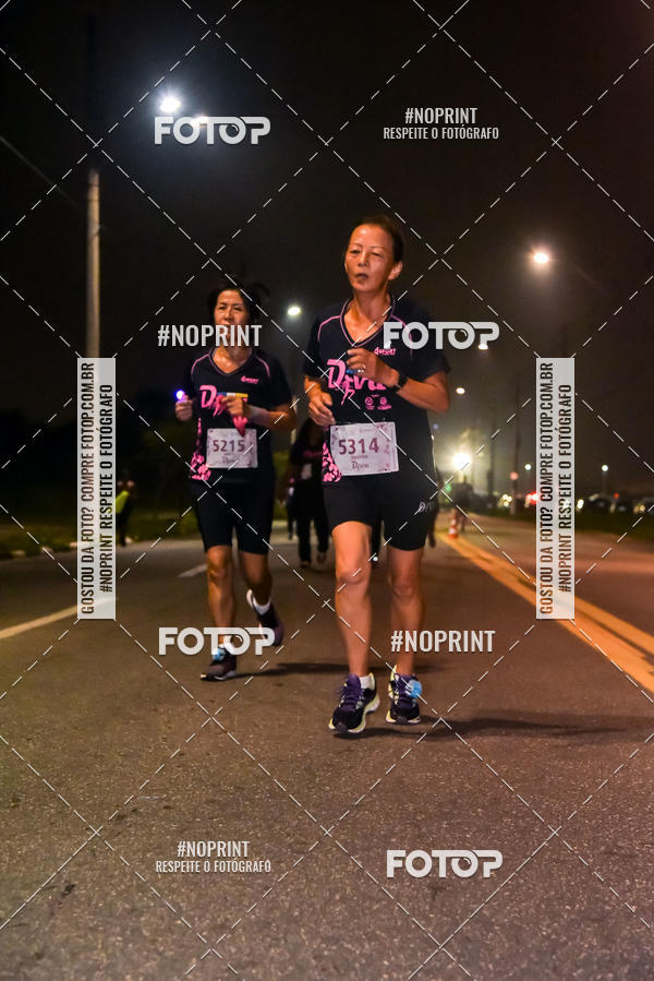 Buy your photos of the event3 CORRIDA DIVAS RUNNERS NIGHT EDITION on Fotop
