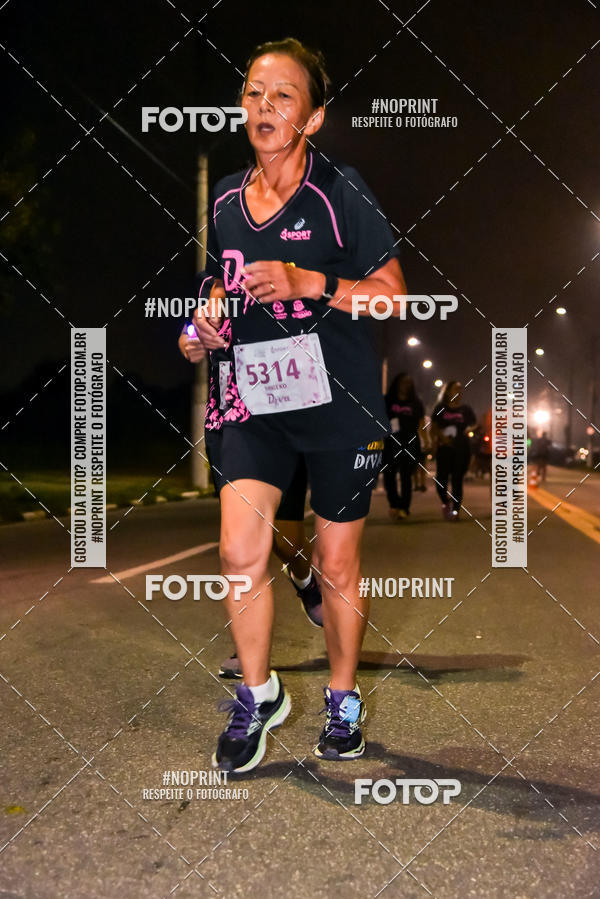 Buy your photos of the event3 CORRIDA DIVAS RUNNERS NIGHT EDITION on Fotop