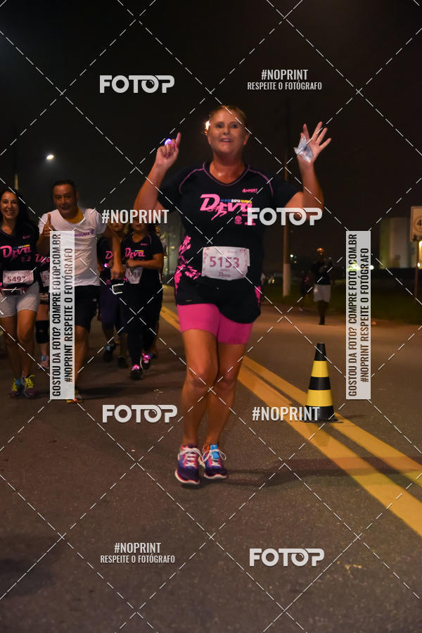 Buy your photos of the event3 CORRIDA DIVAS RUNNERS NIGHT EDITION on Fotop
