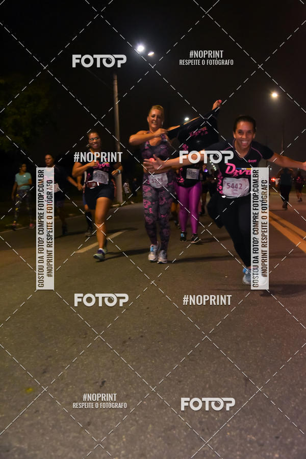 Buy your photos of the event3 CORRIDA DIVAS RUNNERS NIGHT EDITION on Fotop