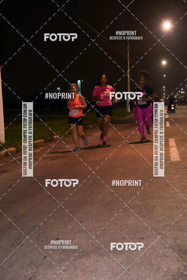Buy your photos of the event3 CORRIDA DIVAS RUNNERS NIGHT EDITION on Fotop